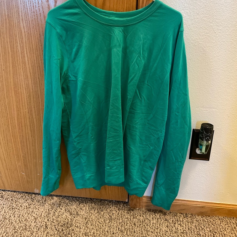 Lululemon relaxed swiftly tech long sleeve